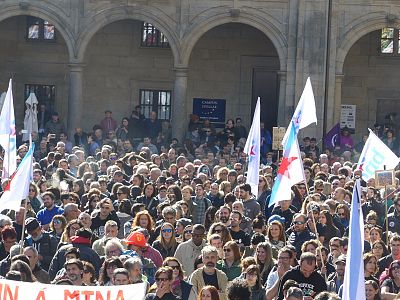 2017-10-22 Mani Lumes Nunca Mais Depredacion 037.jpg